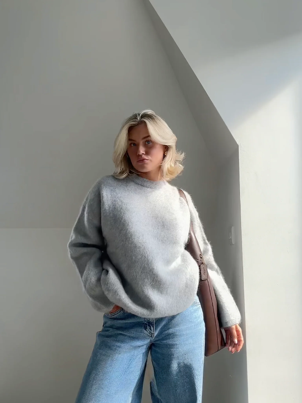 Damski luźny sweter z okrągłym dekoltem | Ciepły i elegancki