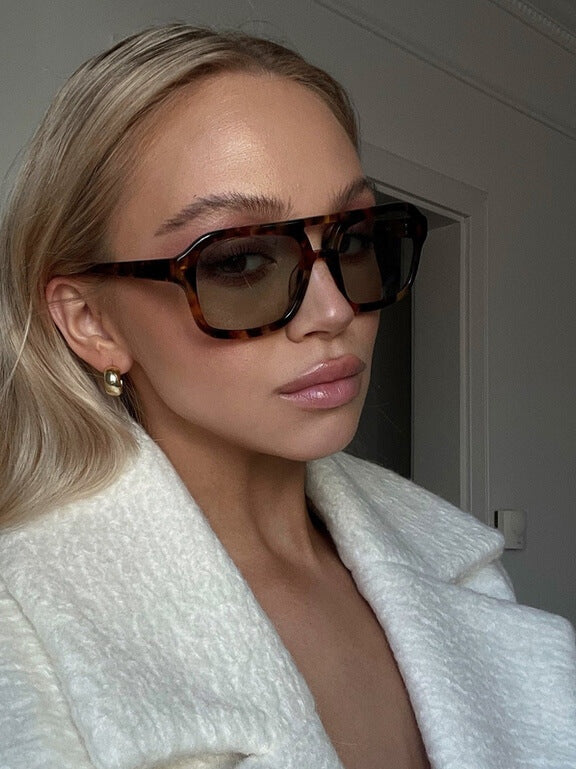 RetroVision - Trendy Zonnebril met Vintage Frame
